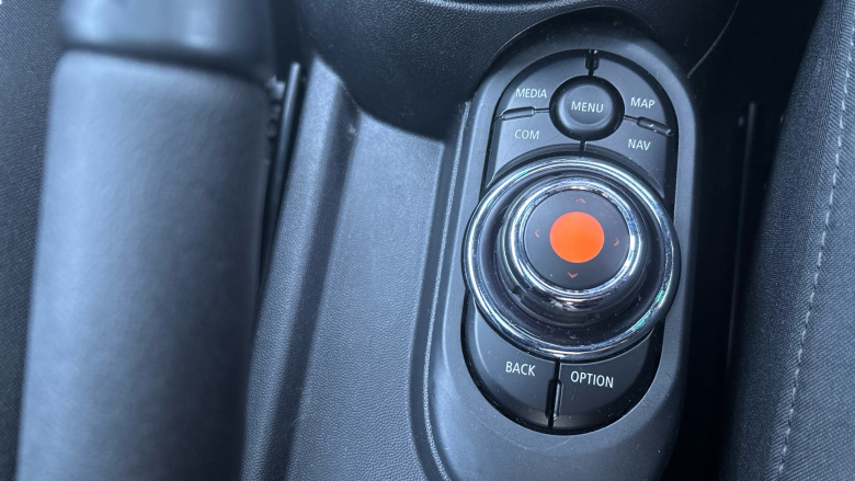 MINI Hatchback 2.0 Cooper S Sport II 3dr Auto Petrol Hatchback